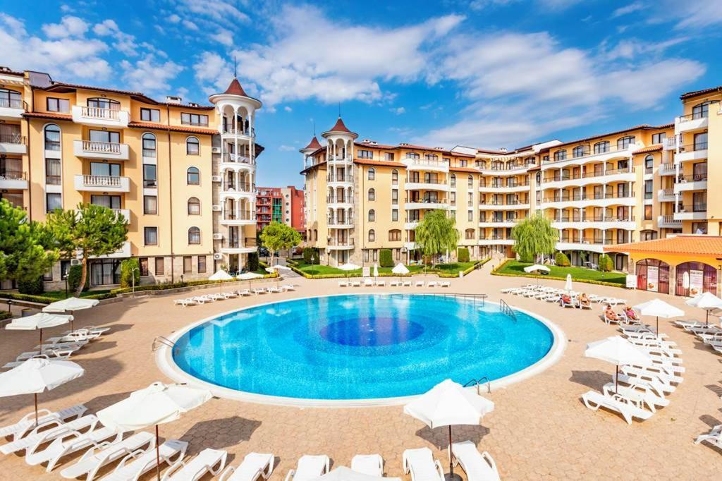 Holiday Apartcomplex Royal Sun Slantschew brjag Exterior foto