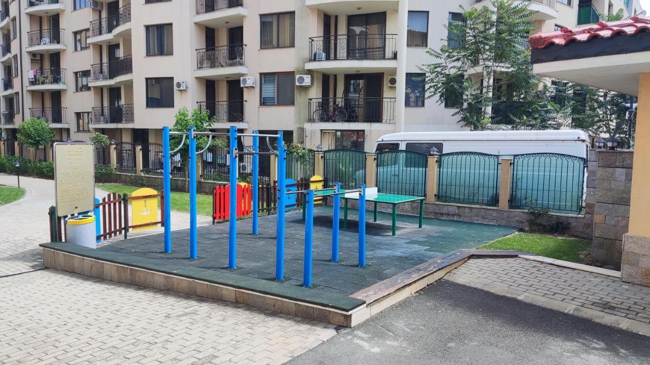 Holiday Apartcomplex Royal Sun Slantschew brjag Exterior foto